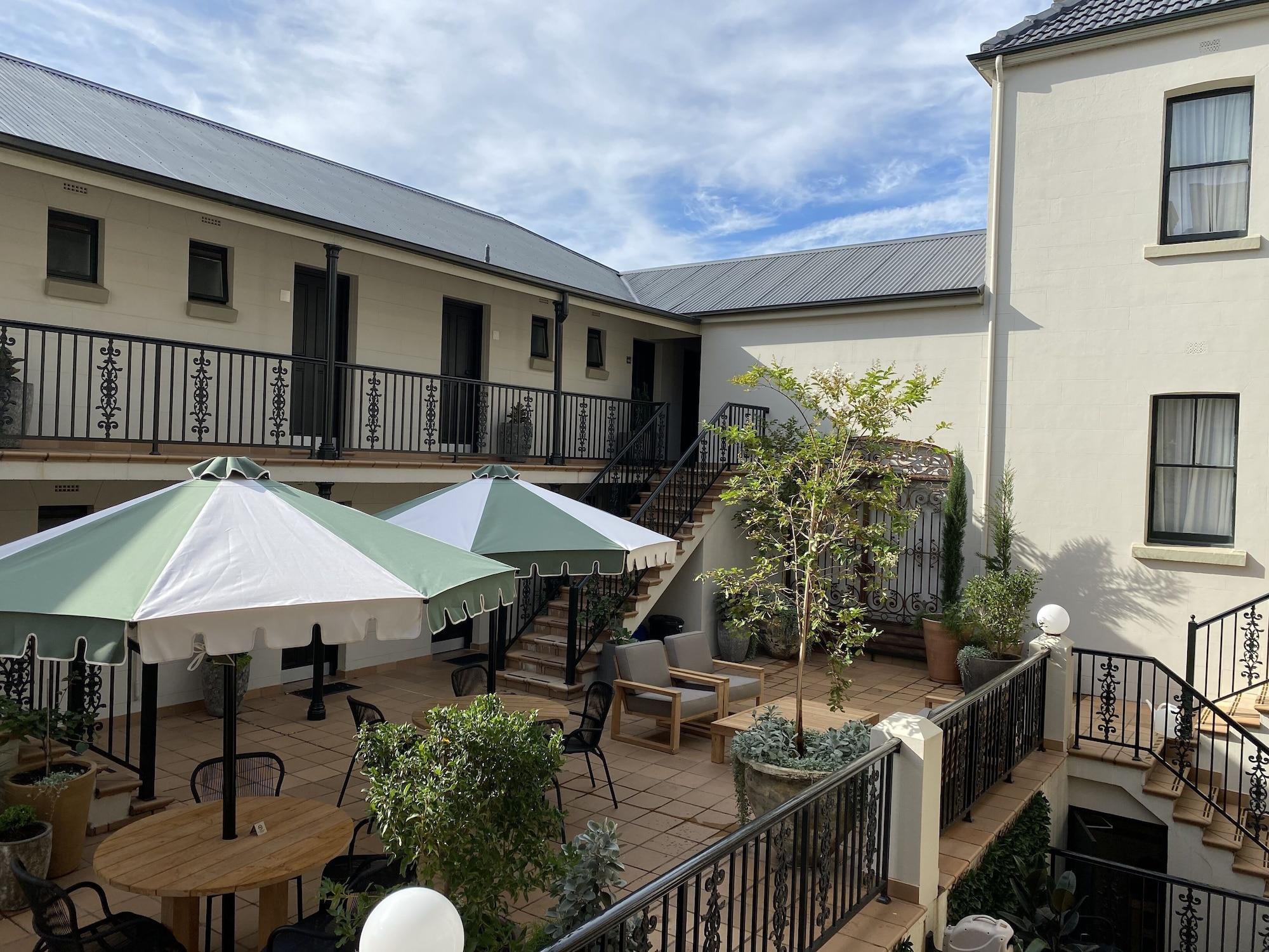 The Lurline Randwick Hotel Sydney Exterior photo